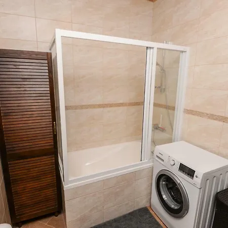 Sveciu Apartamentai Vanagupeje