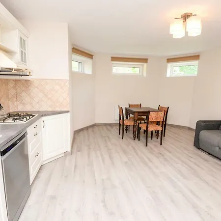 Sveciu Apartamentai Vanagupeje * Palanga